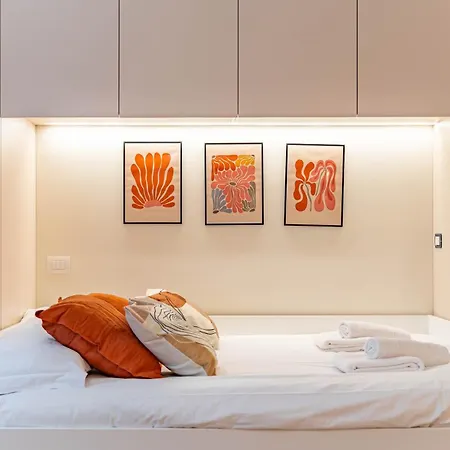 Apartament 5' From Corso Sempione Elegant Mediolan