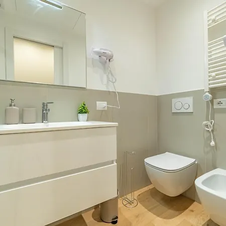 Apartament 5' From Corso Sempione Elegant